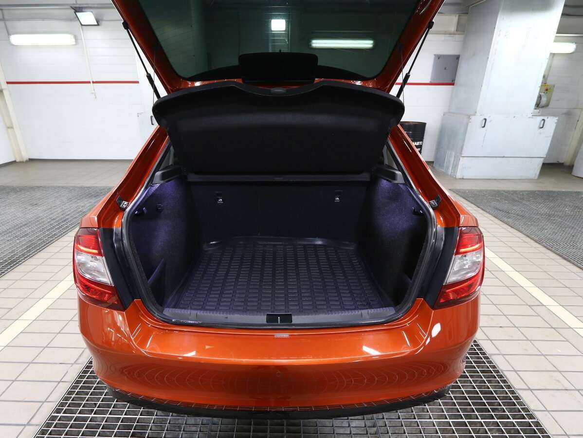 Skoda Rapid б/у, 2018, Роботизированная. Фото: #4