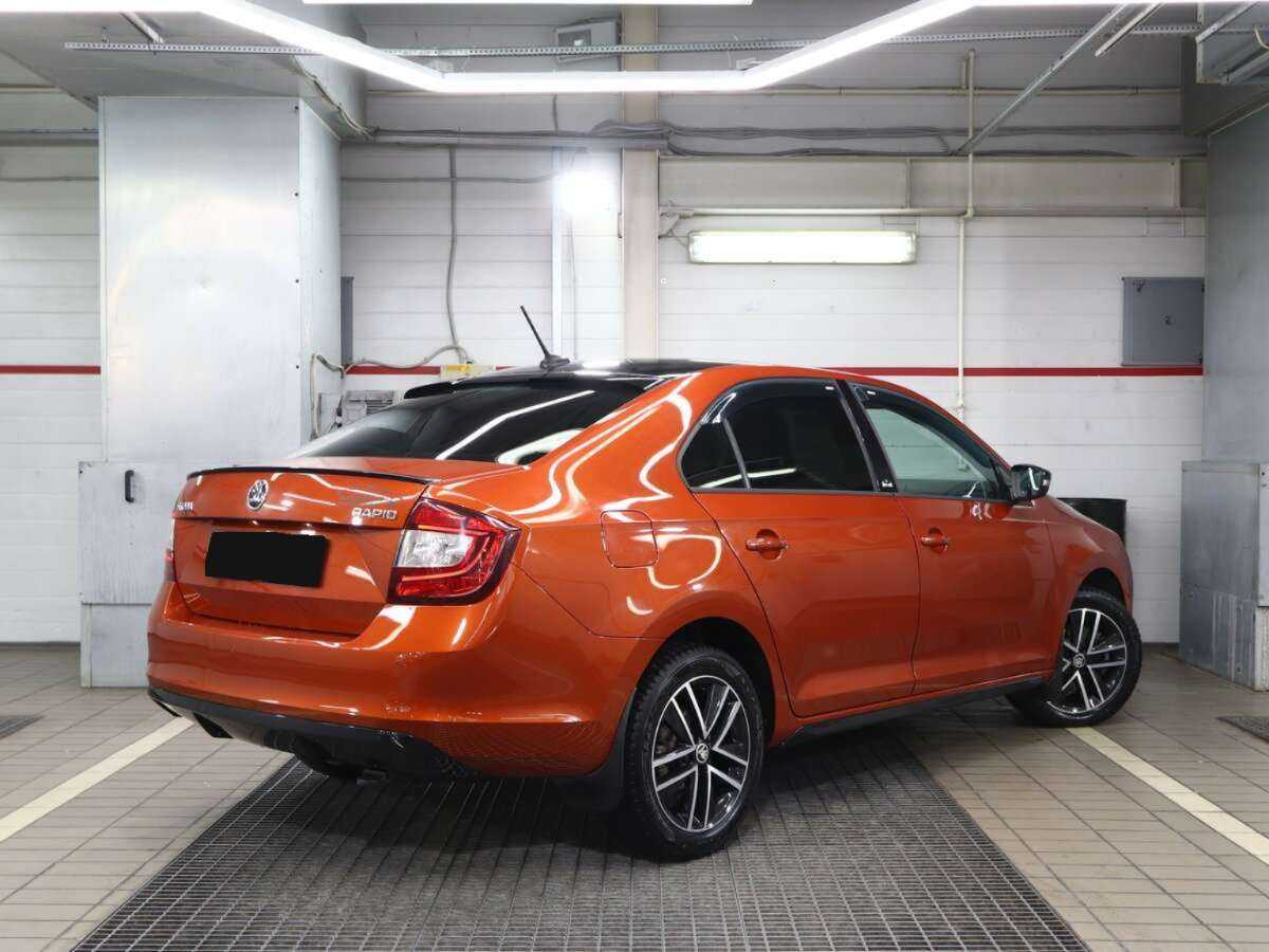 Skoda Rapid б/у, 2018, Роботизированная. Фото: #1