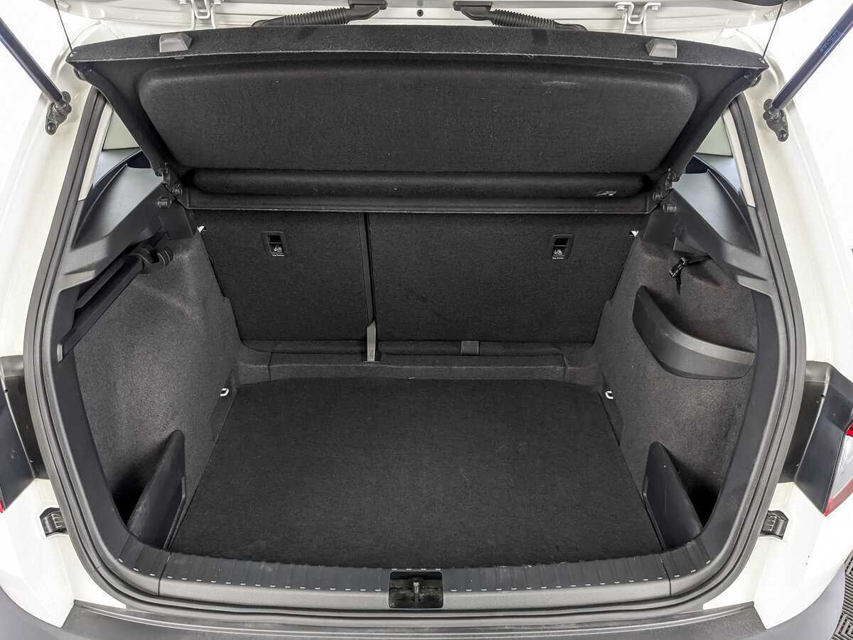 Skoda Karoq б/у, 2021, Автоматическая. Фото: #9