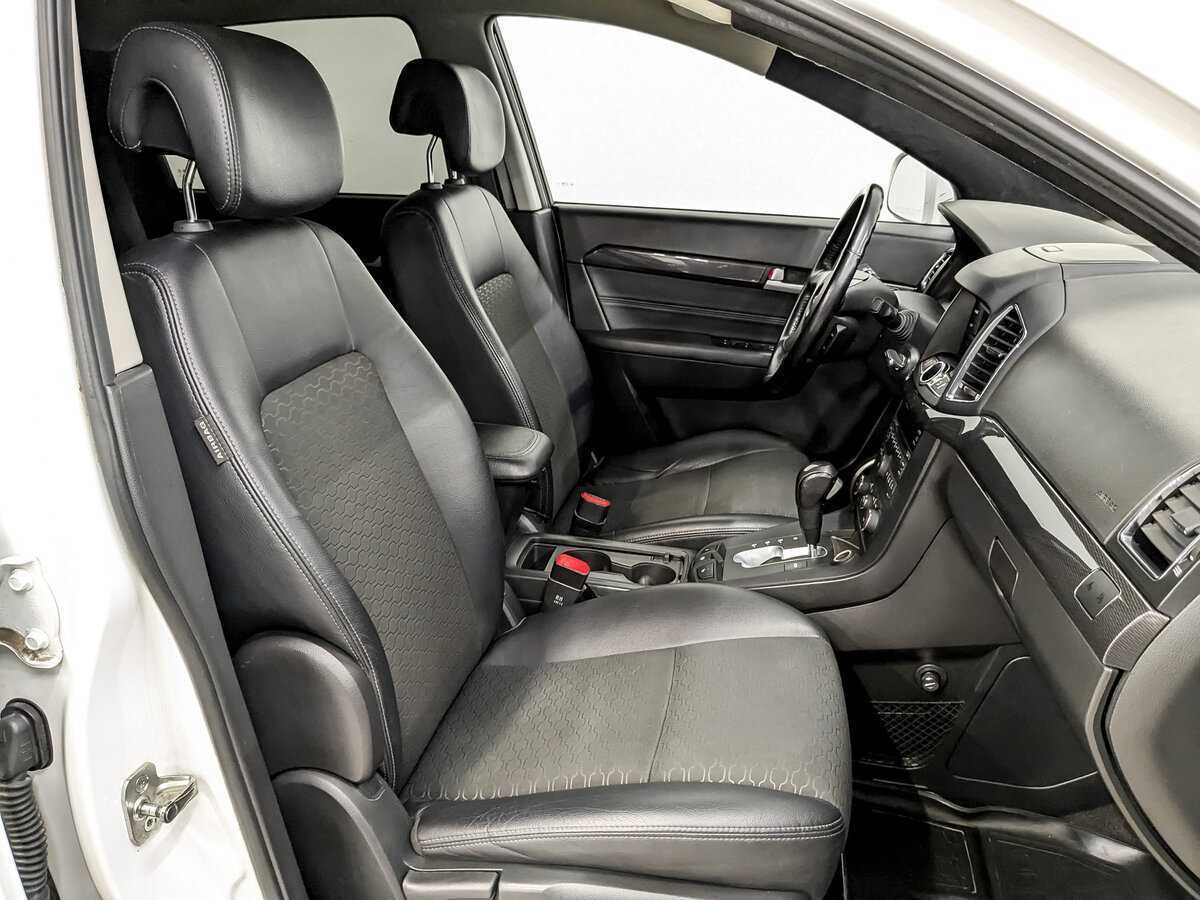 Chevrolet Captiva б/у, 2013, Автоматическая. Фото: #11