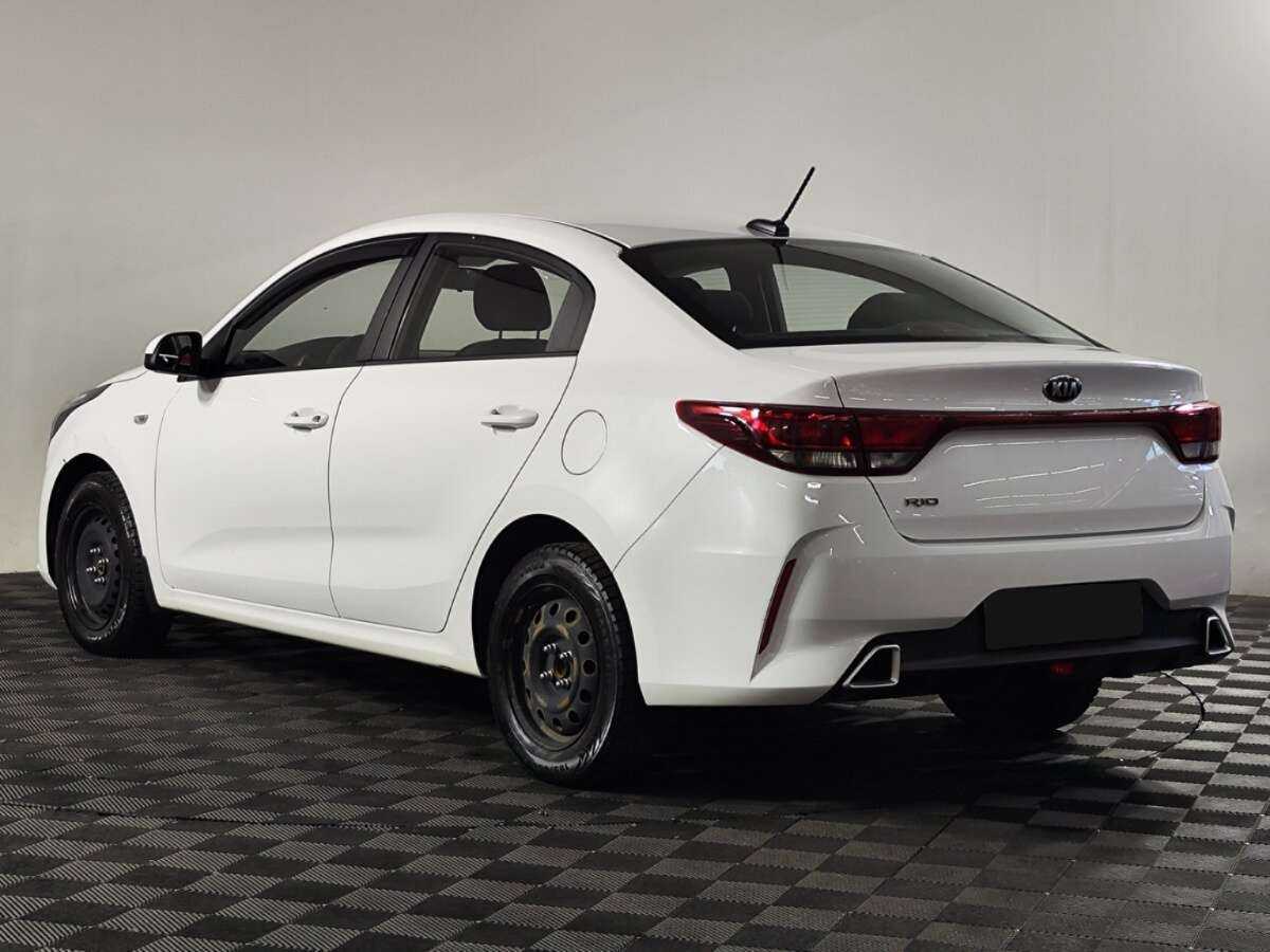 Kia Rio б/у, 2021, Автоматическая. Фото: #4