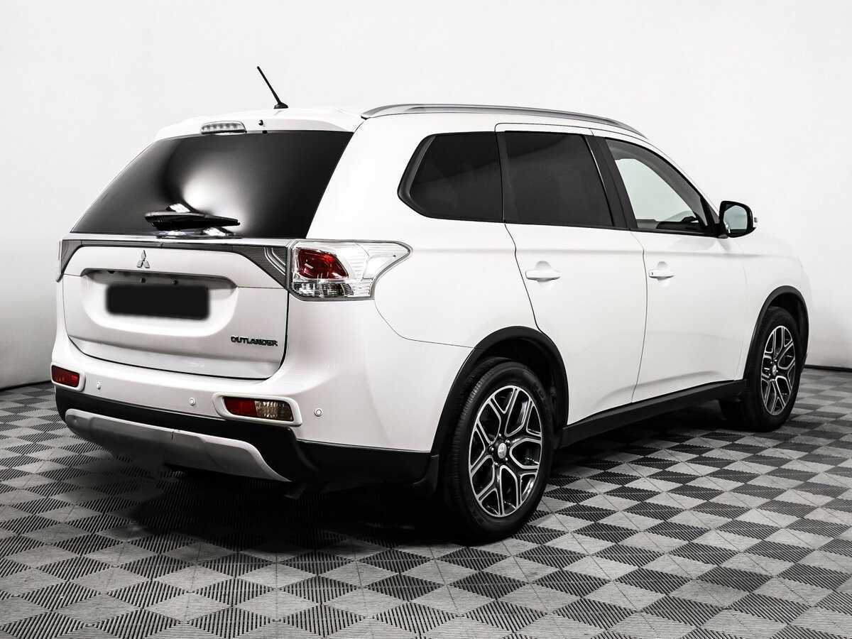 Mitsubishi Outlander б/у, 2015, Вариатор. Фото: #4