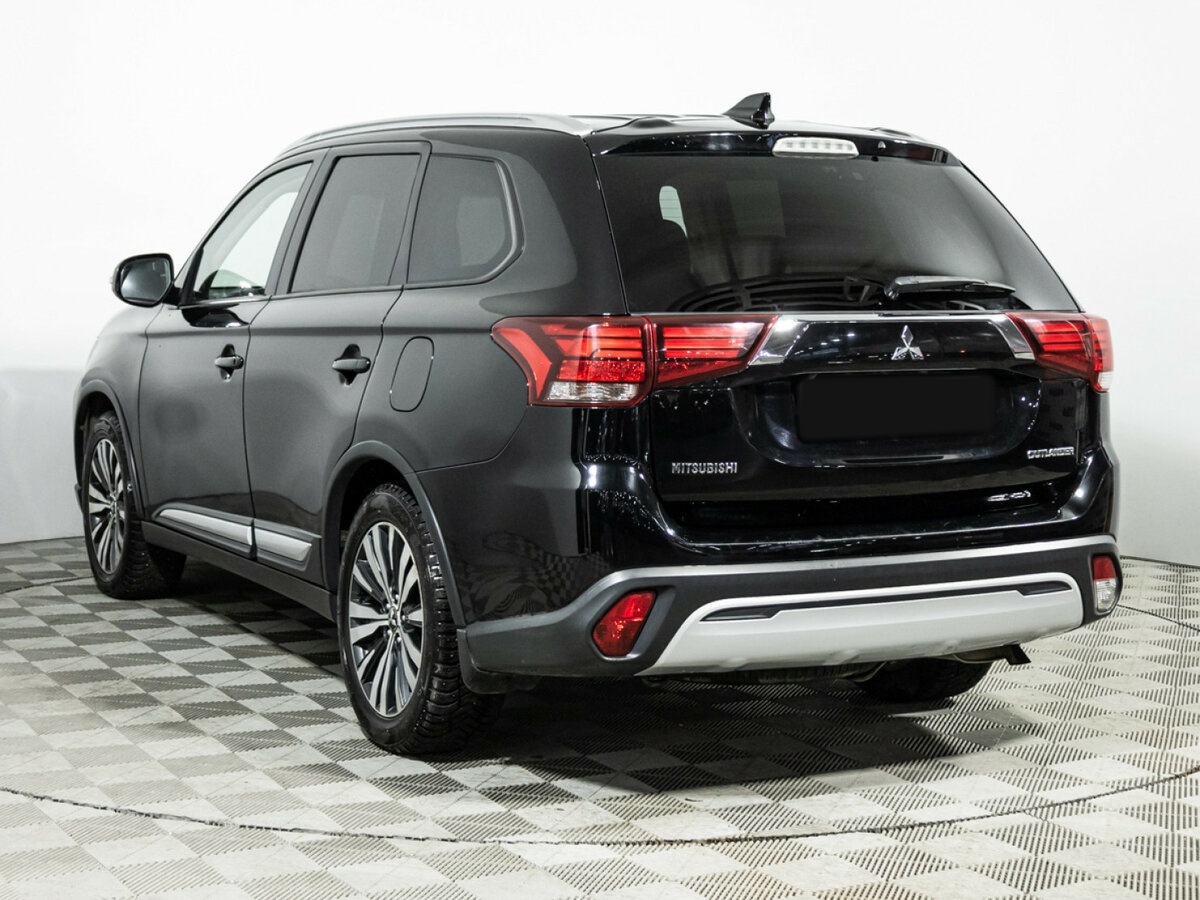 Mitsubishi Outlander б/у, 2018, Вариатор. Фото: #6