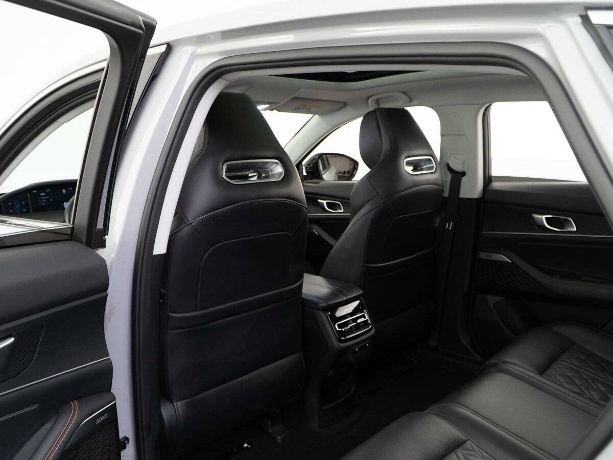 Changan UNI-K б/у, 2023, Автоматическая. Фото: #9