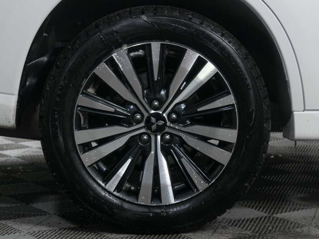 Mitsubishi Outlander б/у, 2022, Вариатор. Фото: #17