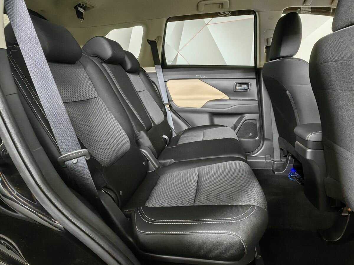 Mitsubishi Outlander б/у, 2019, Вариатор. Фото: #11