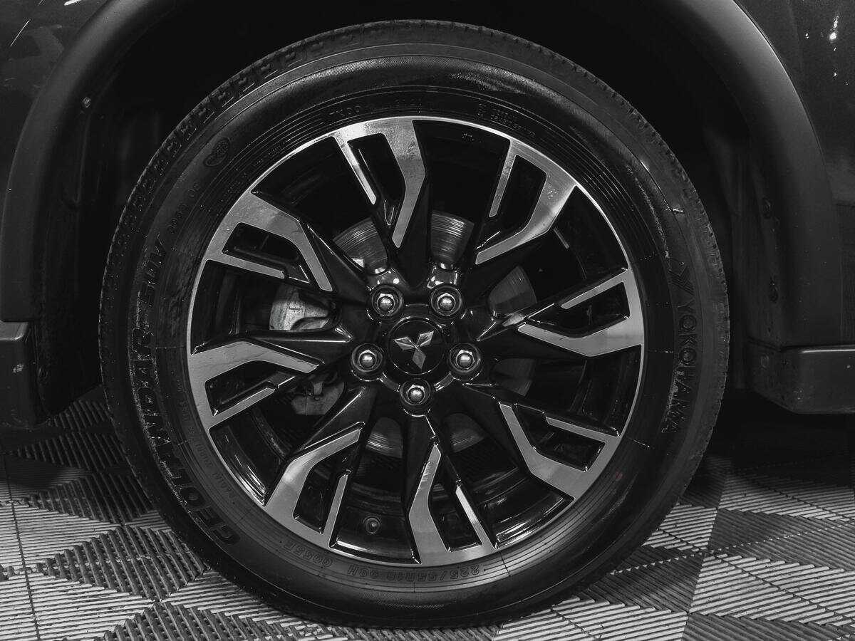 Mitsubishi Outlander б/у, 2021, Вариатор. Фото: #15