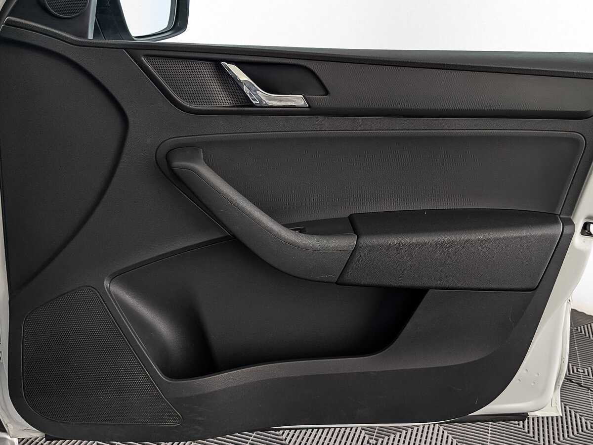 Skoda Rapid б/у, 2017, Механическая. Фото: #21