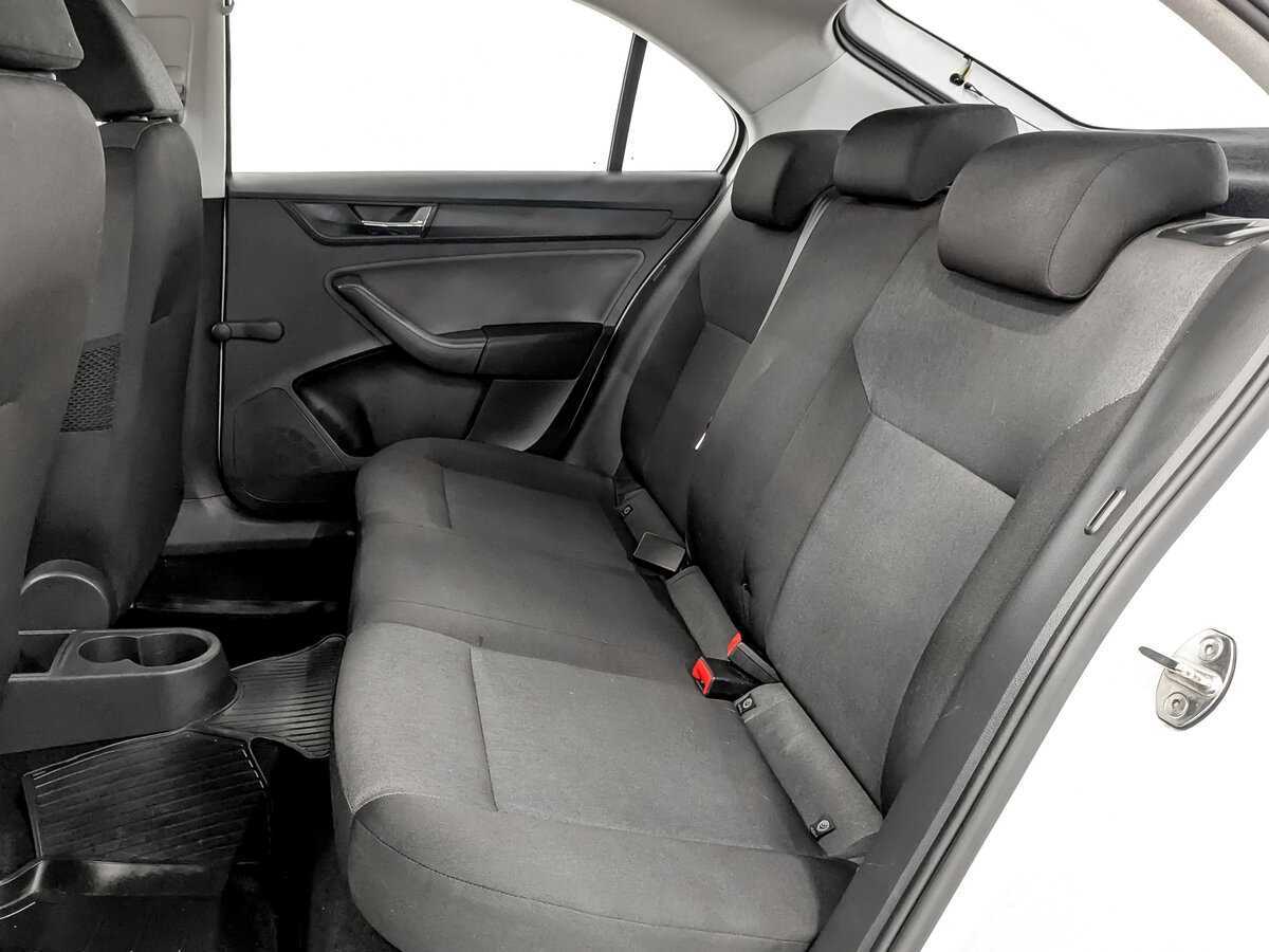 Skoda Rapid б/у, 2017, Механическая. Фото: #11