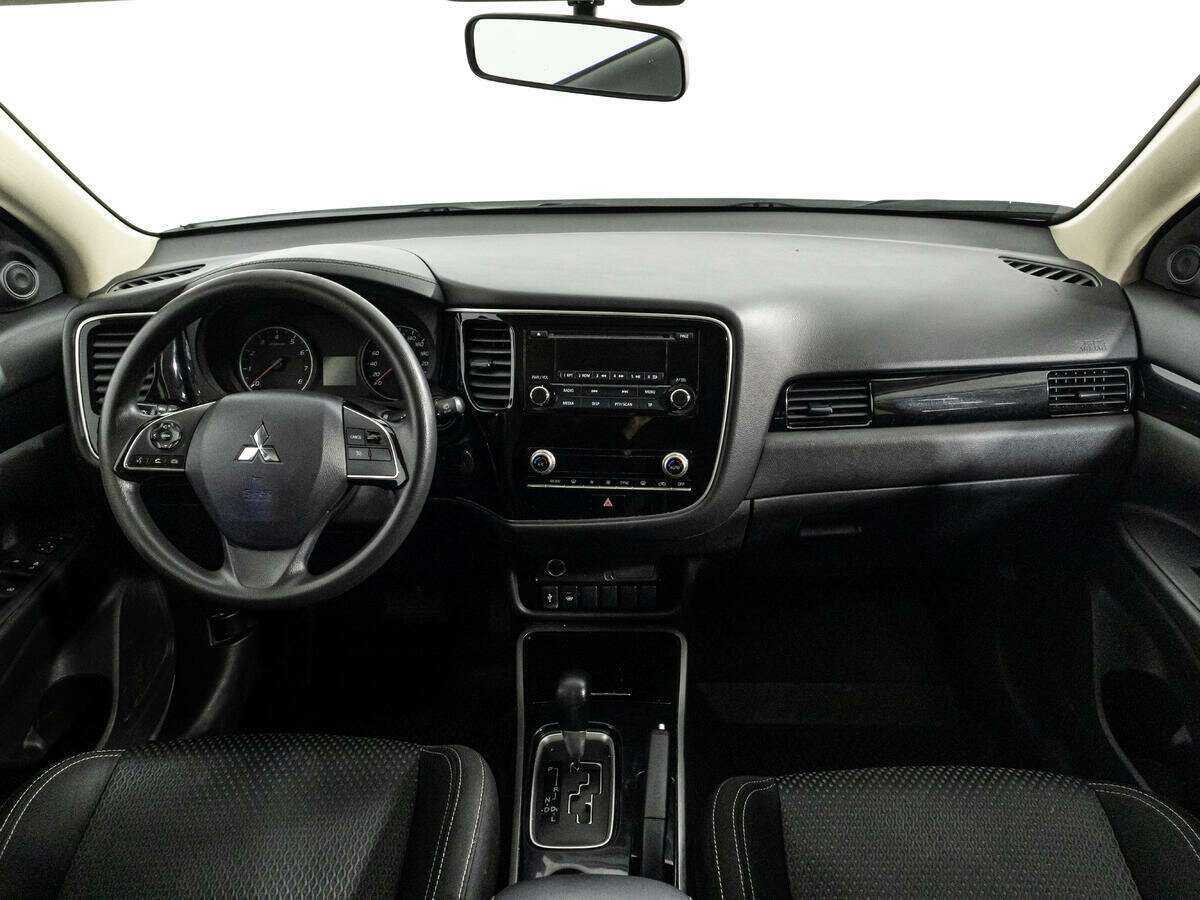 Mitsubishi Outlander б/у, 2020, Вариатор. Фото: #12