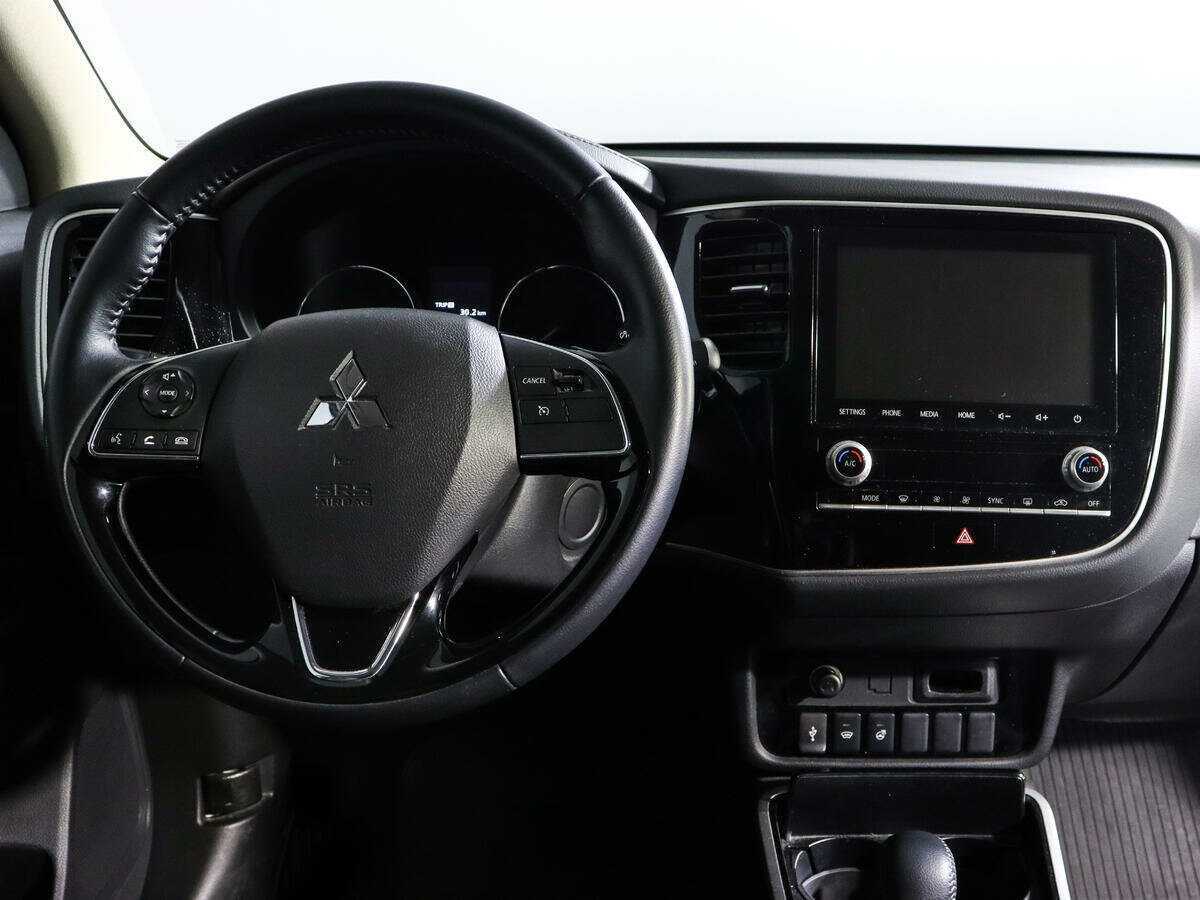Mitsubishi Outlander б/у, 2021, Вариатор. Фото: #9