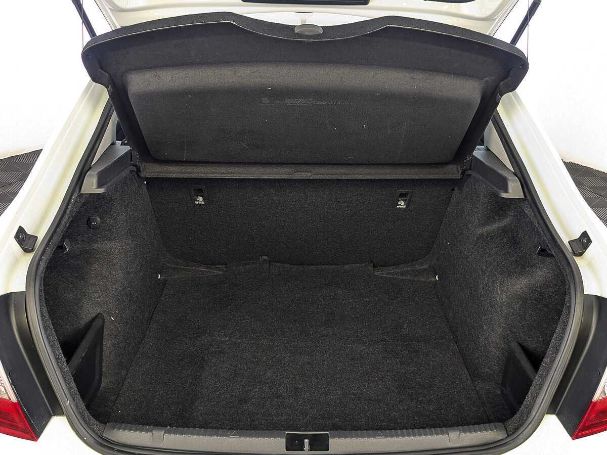 Skoda Rapid б/у, 2017, Механическая. Фото: #9