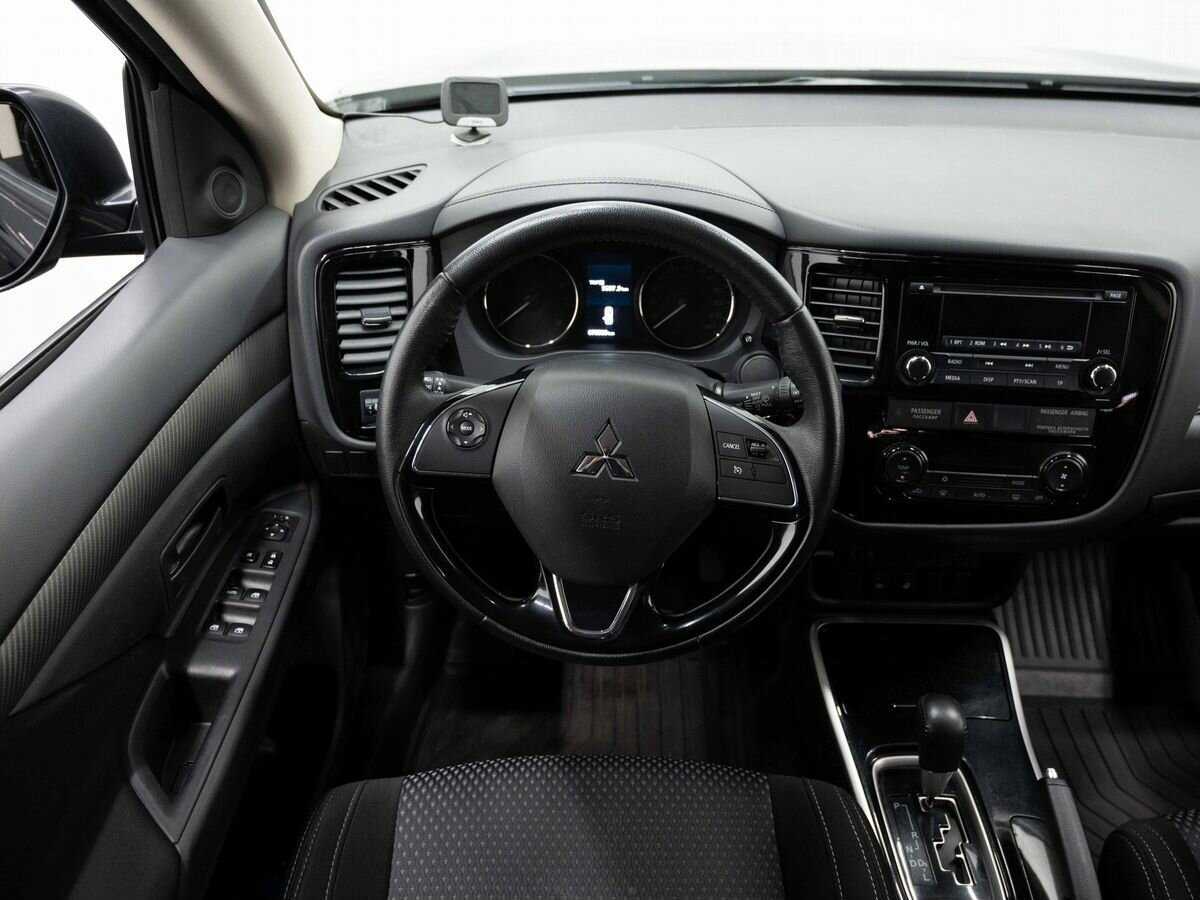 Mitsubishi Outlander б/у, 2018, Вариатор. Фото: #13