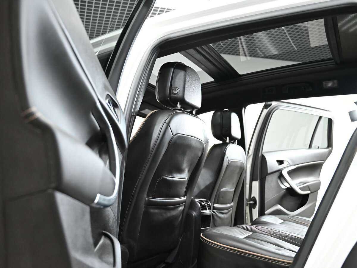 Opel Insignia б/у, 2014, Автоматическая. Фото: #6