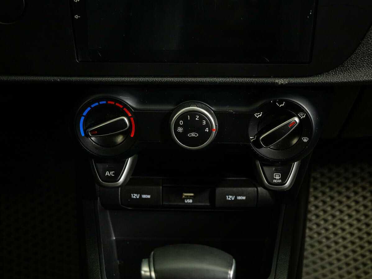 Kia Rio б/у, 2021, Автоматическая. Фото: #13