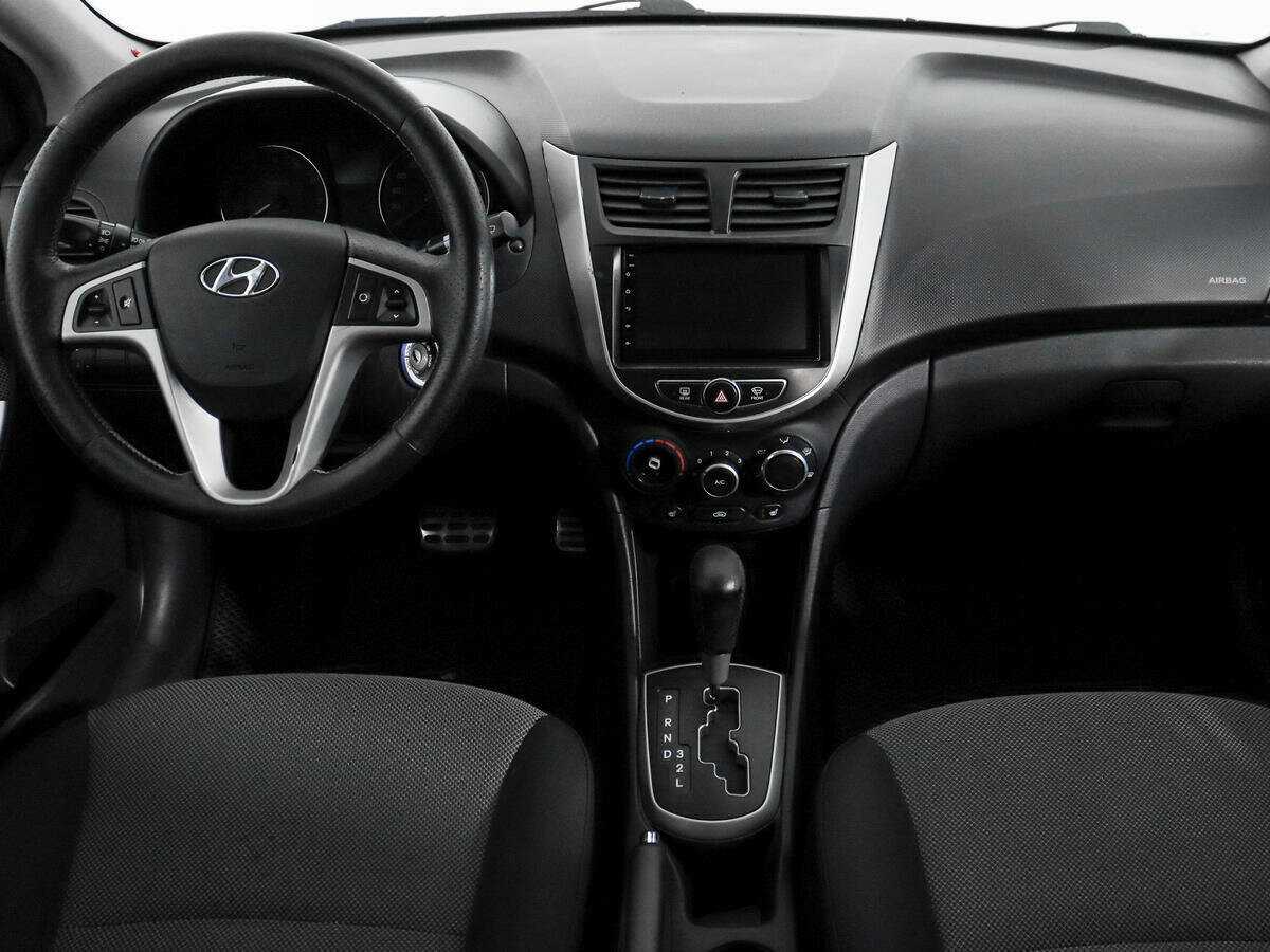 Hyundai Solaris б/у, 2013, Автоматическая. Фото: #11