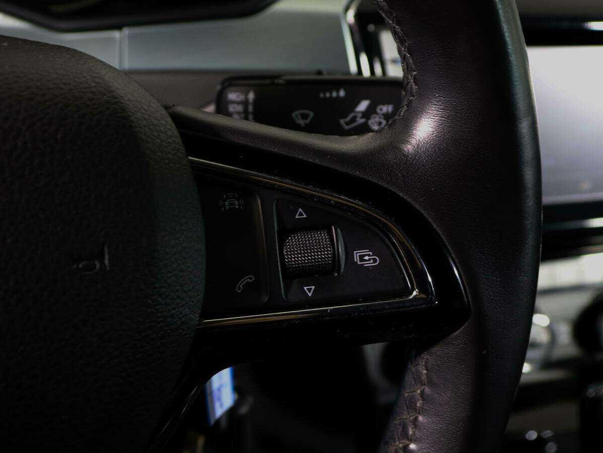 Skoda Superb б/у, 2015, Роботизированная. Фото: #16