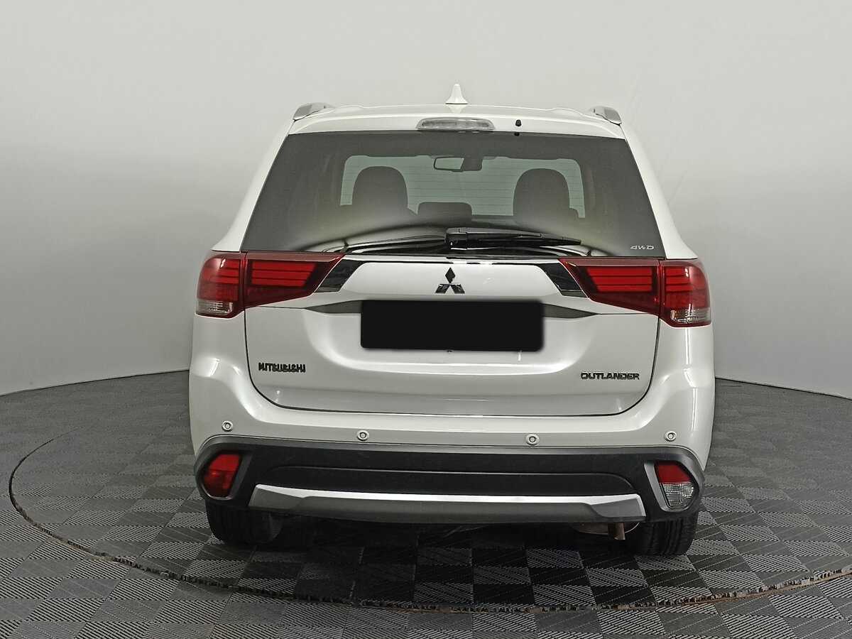 Mitsubishi Outlander б/у, 2017, Вариатор. Фото: #4