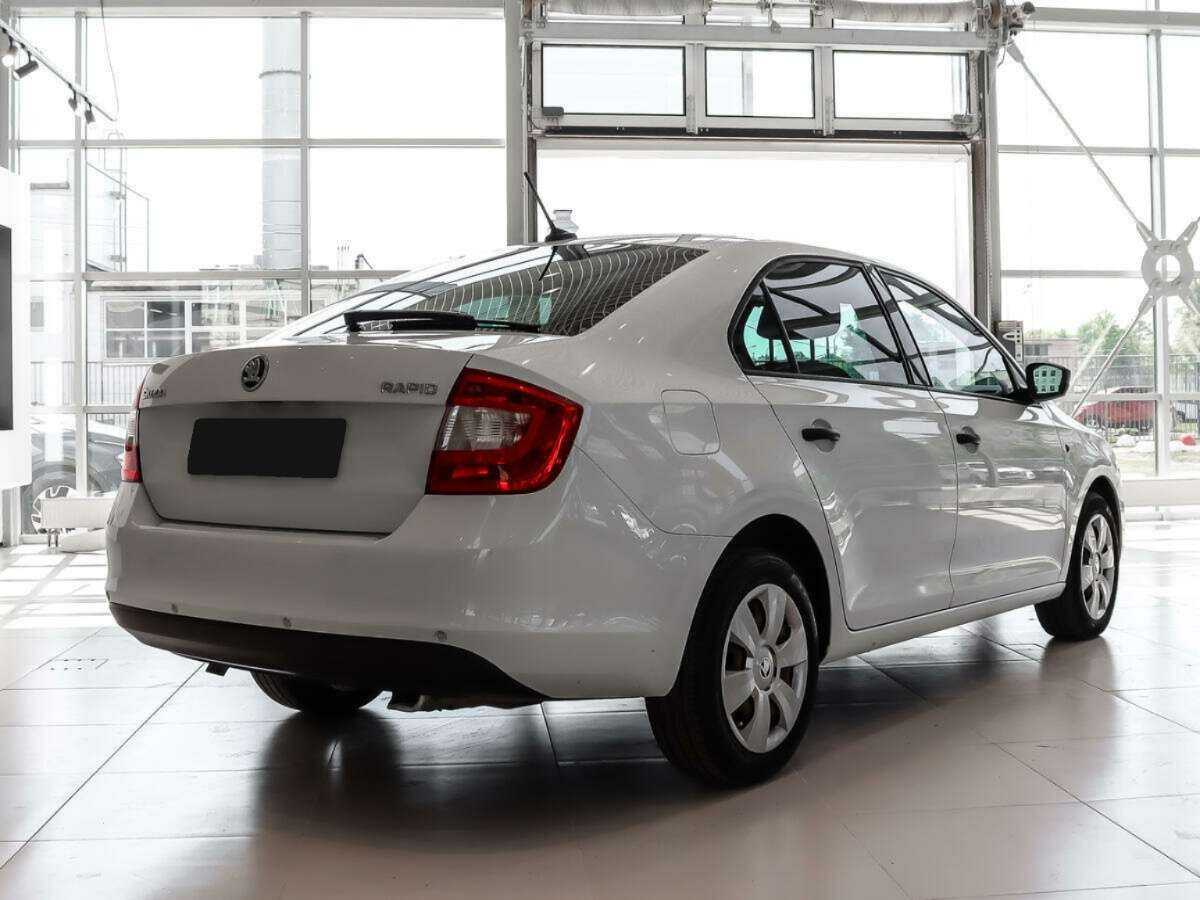 Skoda Rapid б/у, 2016, Автоматическая. Фото: #5