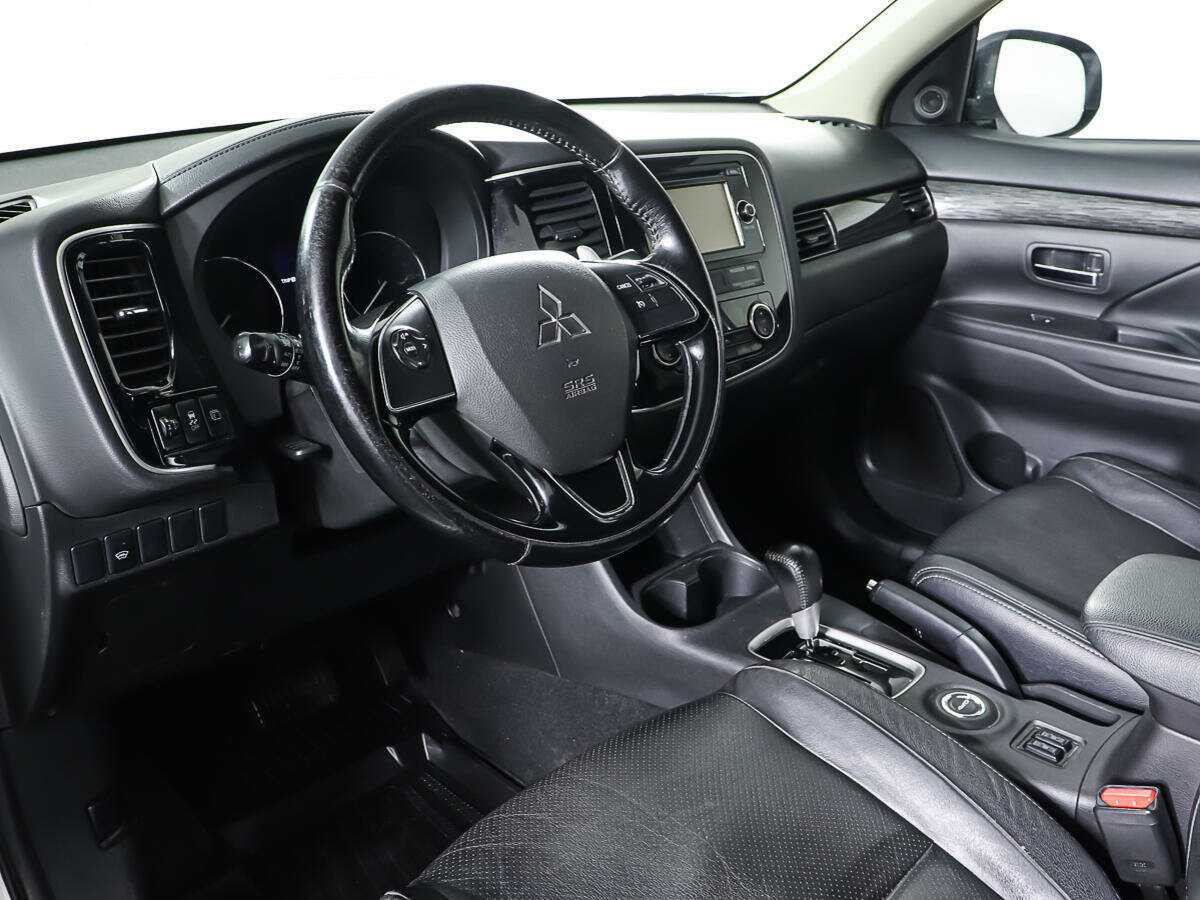 Mitsubishi Outlander б/у, 2015, Вариатор. Фото: #12