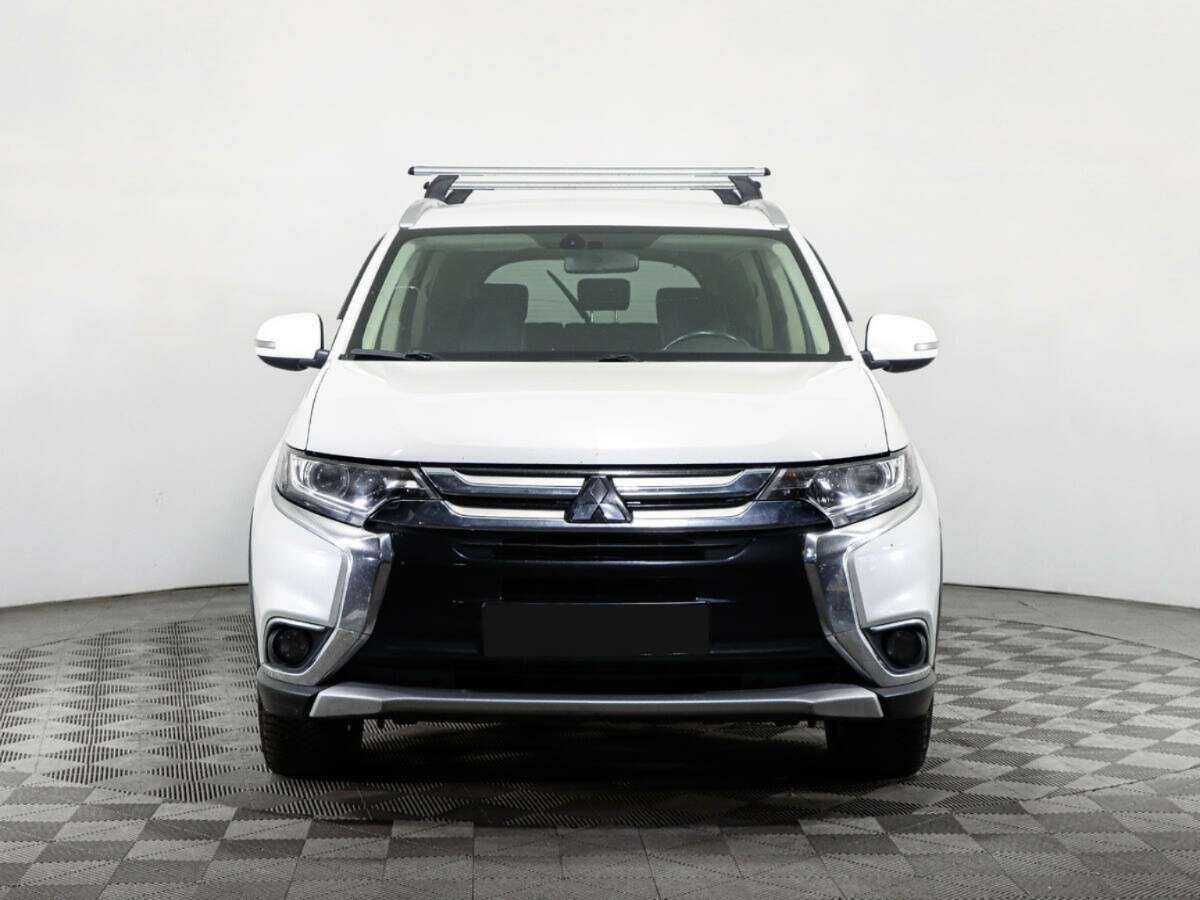 Mitsubishi Outlander б/у, 2018, Вариатор. Фото: #1