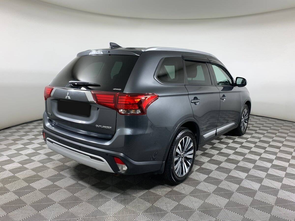 Mitsubishi Outlander б/у, 2019, Вариатор. Фото: #4