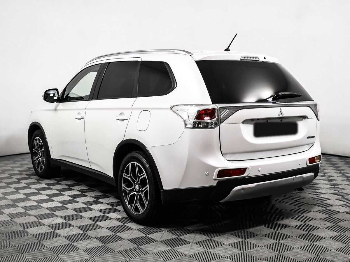 Mitsubishi Outlander б/у, 2015, Вариатор. Фото: #6