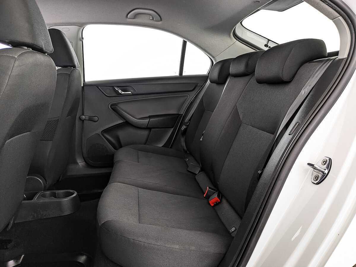 Skoda Rapid б/у, 2017, Механическая. Фото: #16