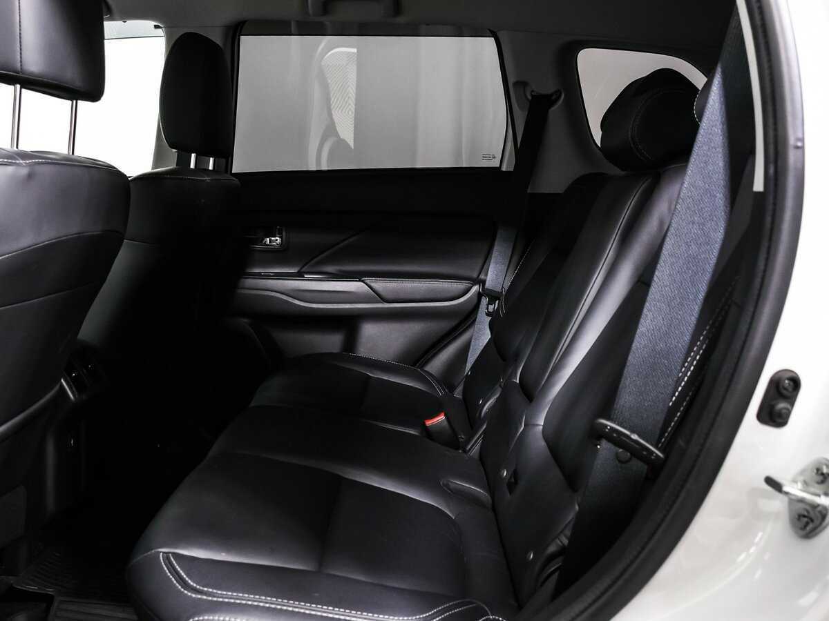 Mitsubishi Outlander б/у, 2019, Вариатор. Фото: #12
