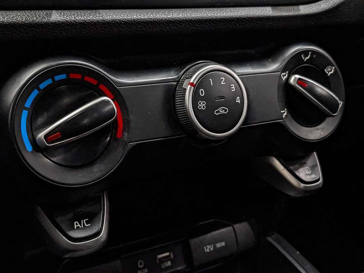 Kia Rio б/у, 2020, Автоматическая. Фото: #17