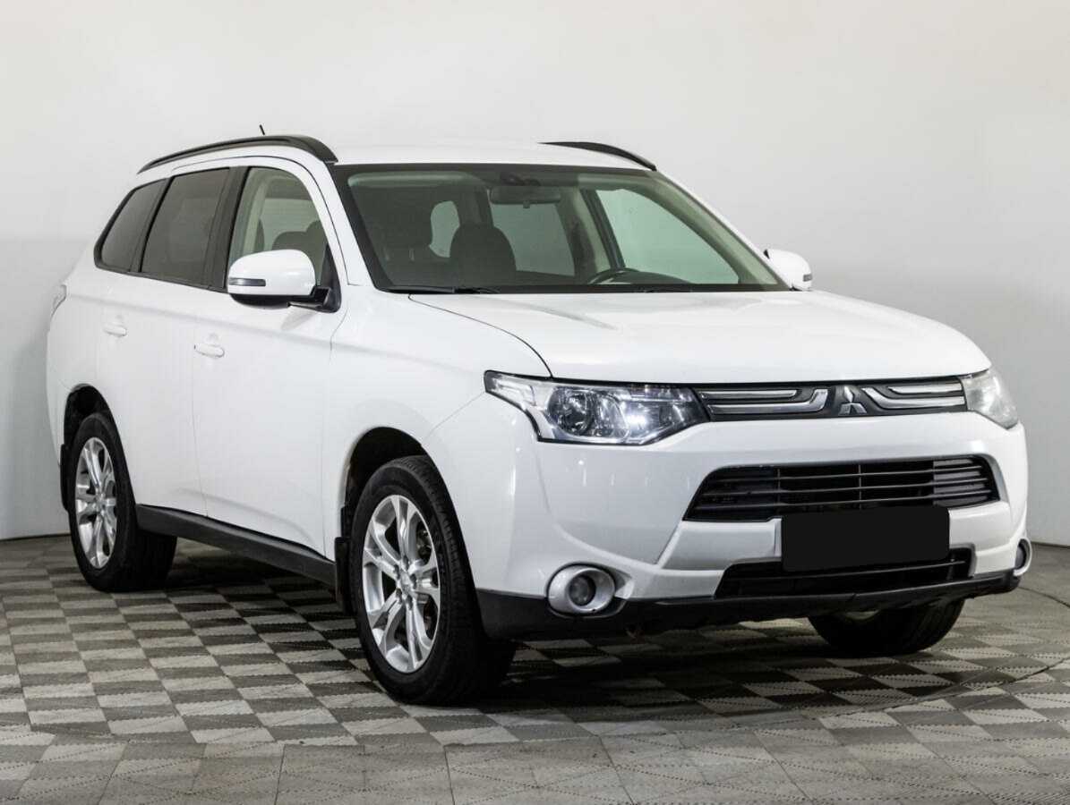 Mitsubishi Outlander б/у, 2014, Вариатор. Фото: #2