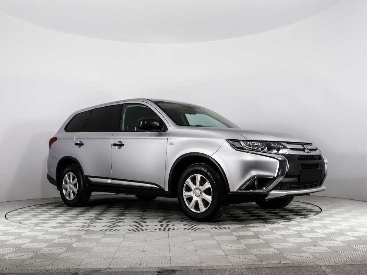 Mitsubishi Outlander б/у, 2018, Вариатор. Фото: #2
