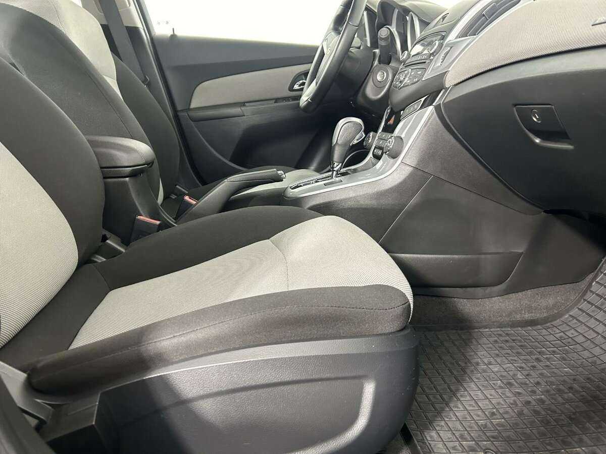 Chevrolet Cruze б/у, 2013, Автоматическая. Фото: #13
