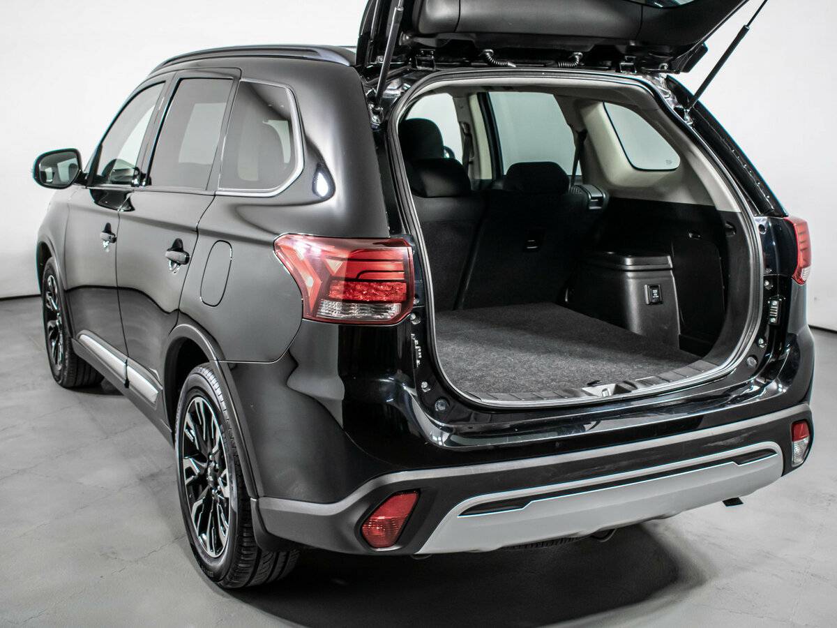 Mitsubishi Outlander б/у, 2022, Вариатор. Фото: #8