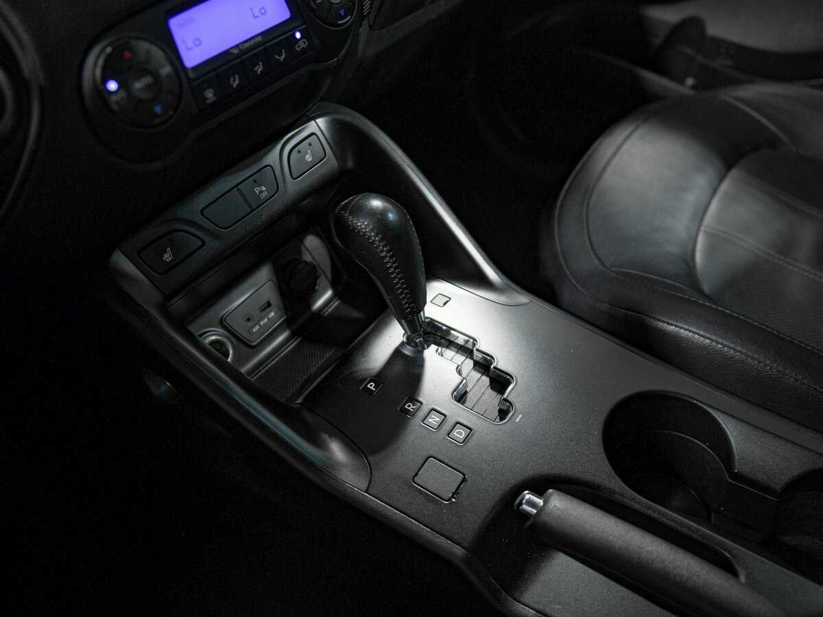 Hyundai ix35 б/у, 2014, Автоматическая. Фото: #11