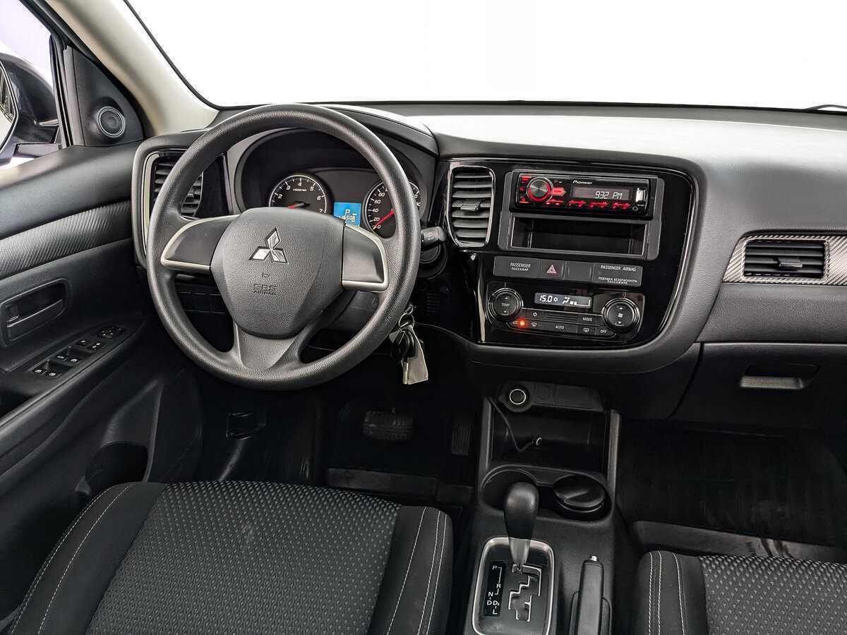 Mitsubishi Outlander б/у, 2015, Вариатор. Фото: #21