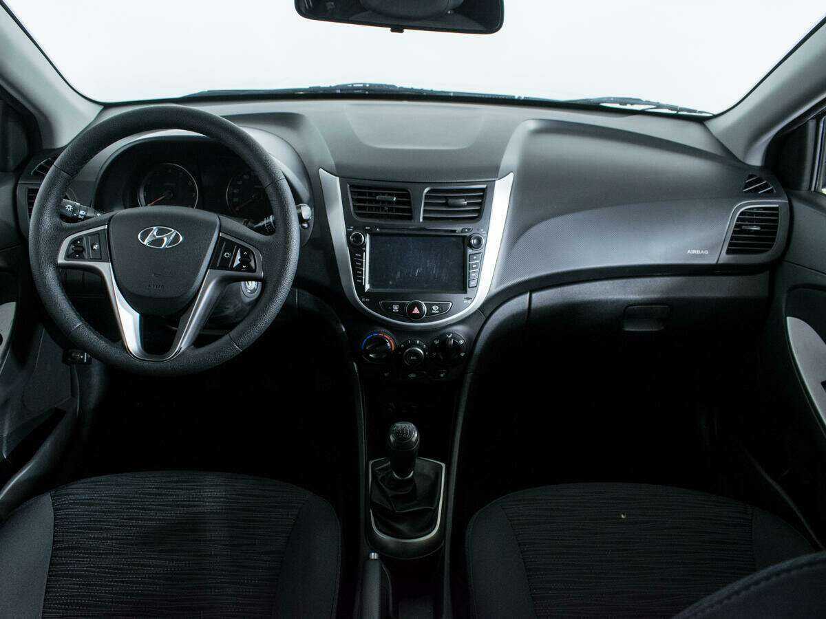 Hyundai Solaris б/у, 2014, Механическая. Фото: #11