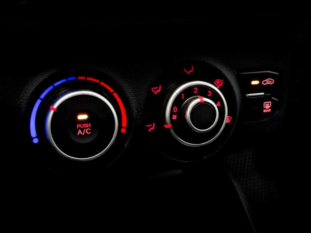 Kia Rio б/у, 2015, Автоматическая. Фото: #22