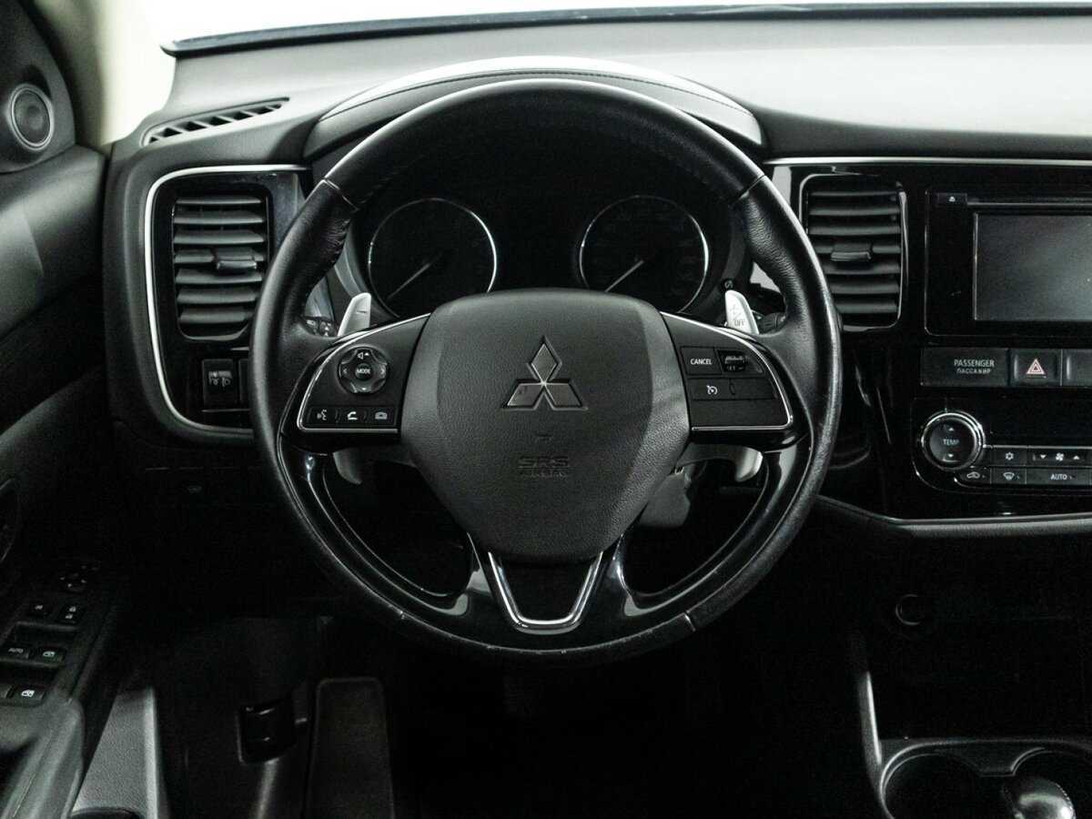 Mitsubishi Outlander б/у, 2015, Вариатор. Фото: #17