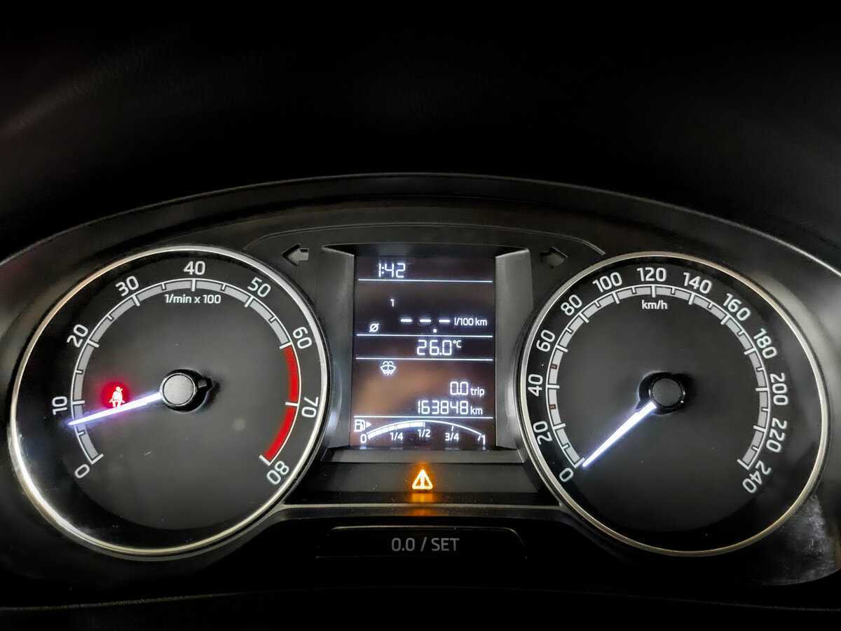 Skoda Rapid б/у, 2017, Механическая. Фото: #12