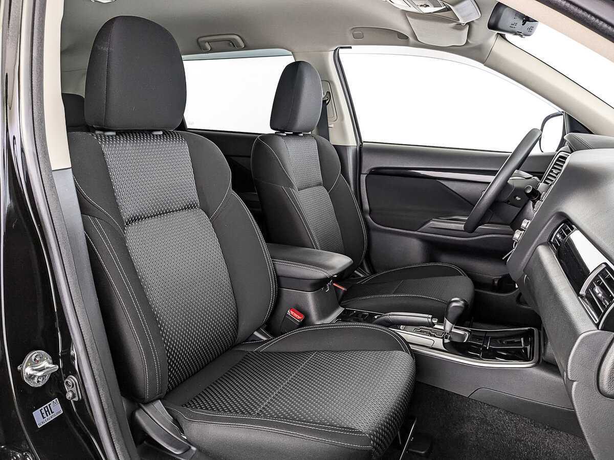 Mitsubishi Outlander б/у, 2021, Вариатор. Фото: #23