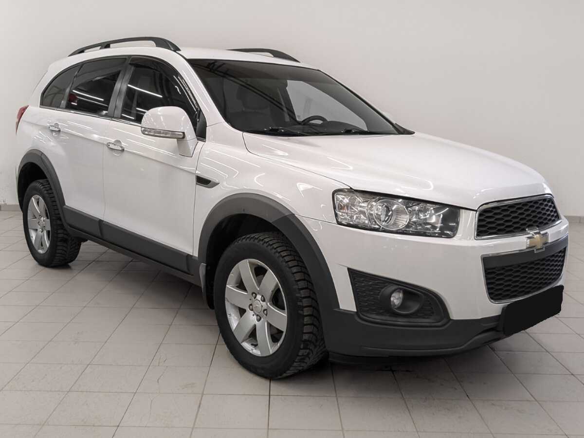 Chevrolet Captiva б/у, 2013, Автоматическая. Фото: #2