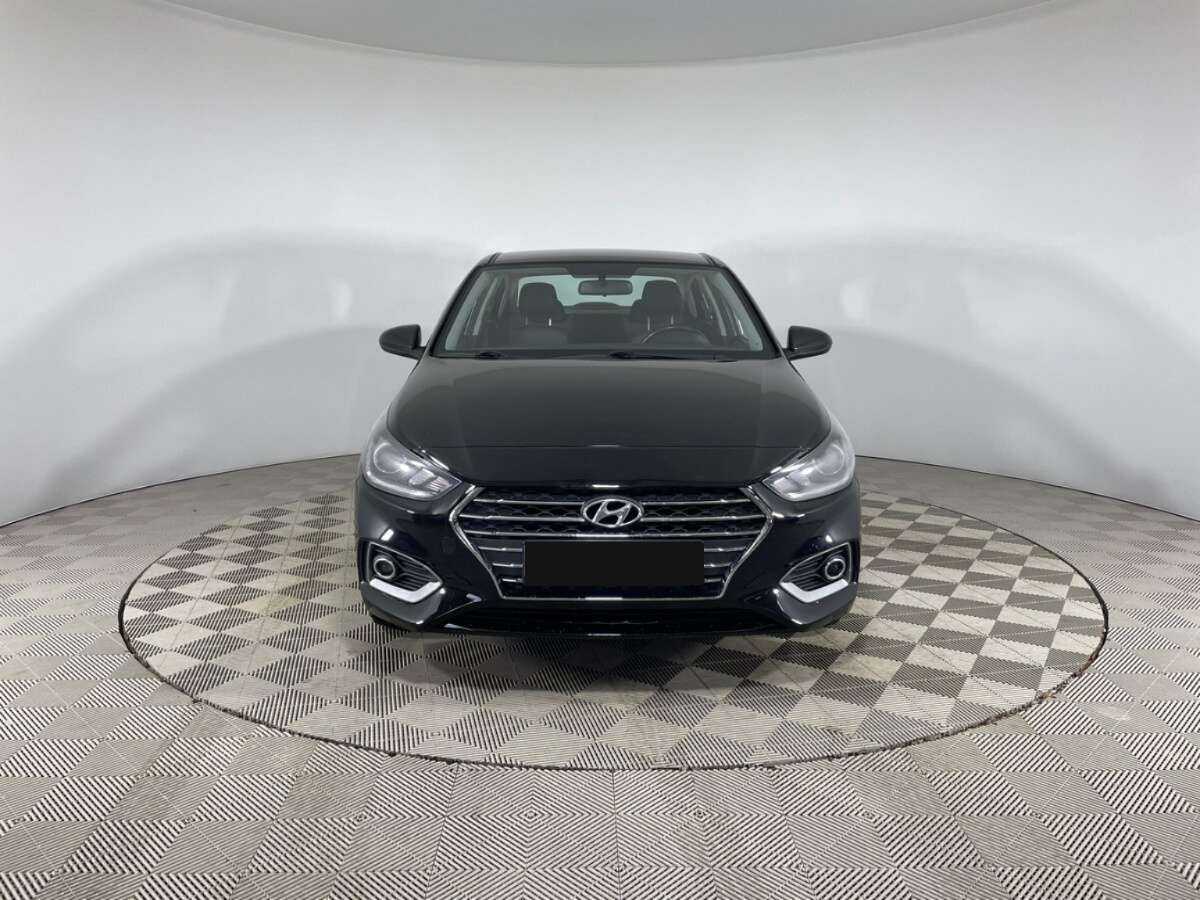 Hyundai Solaris б/у, 2017, Автоматическая. Фото: #1