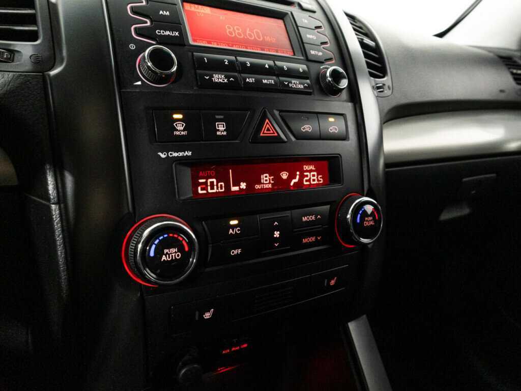 Kia Sorento б/у, 2012, Механическая. Фото: #14