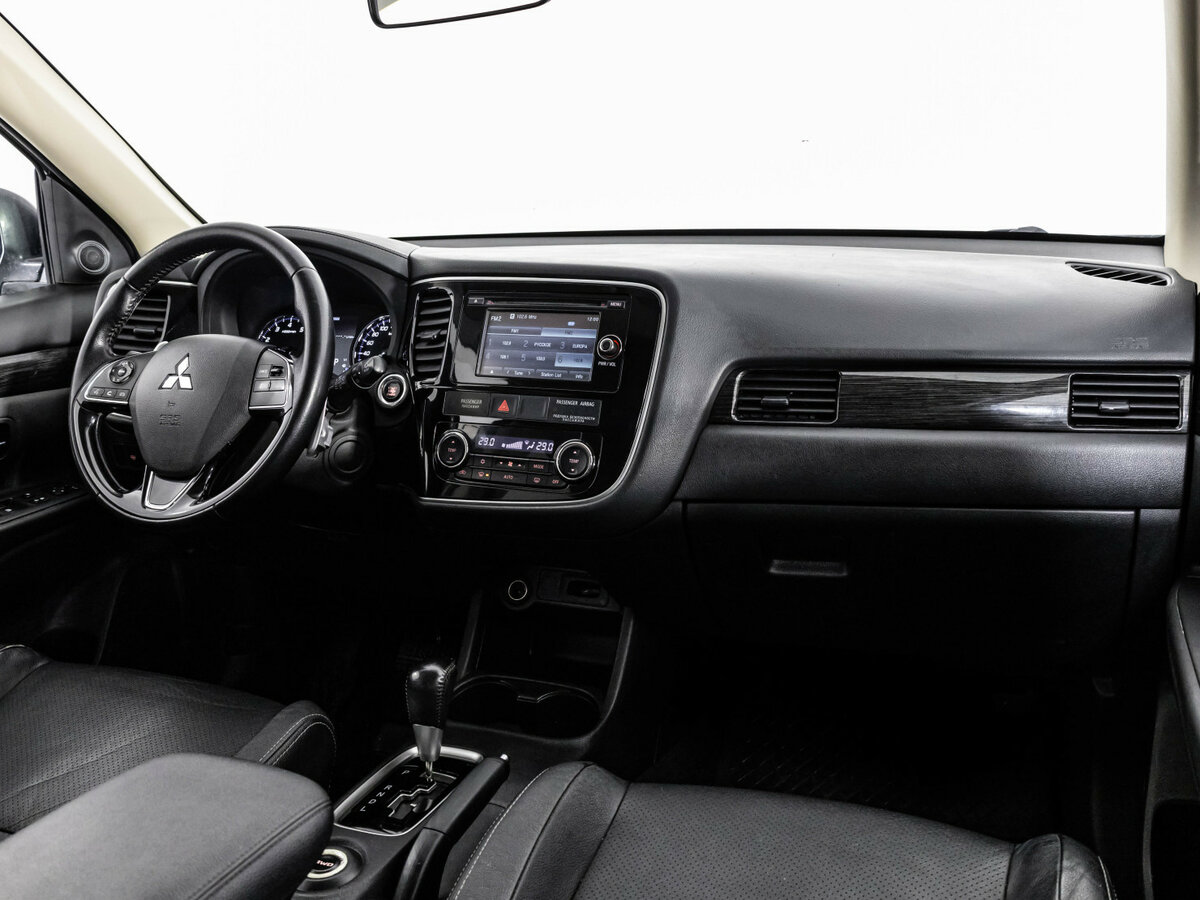 Mitsubishi Outlander б/у, 2016, Вариатор. Фото: #6