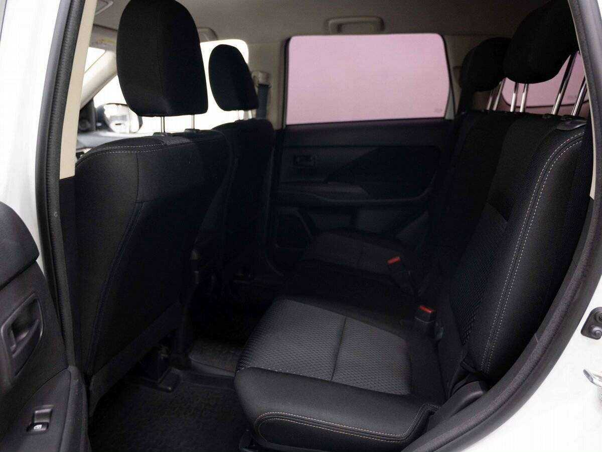 Mitsubishi Outlander б/у, 2017, Вариатор. Фото: #8