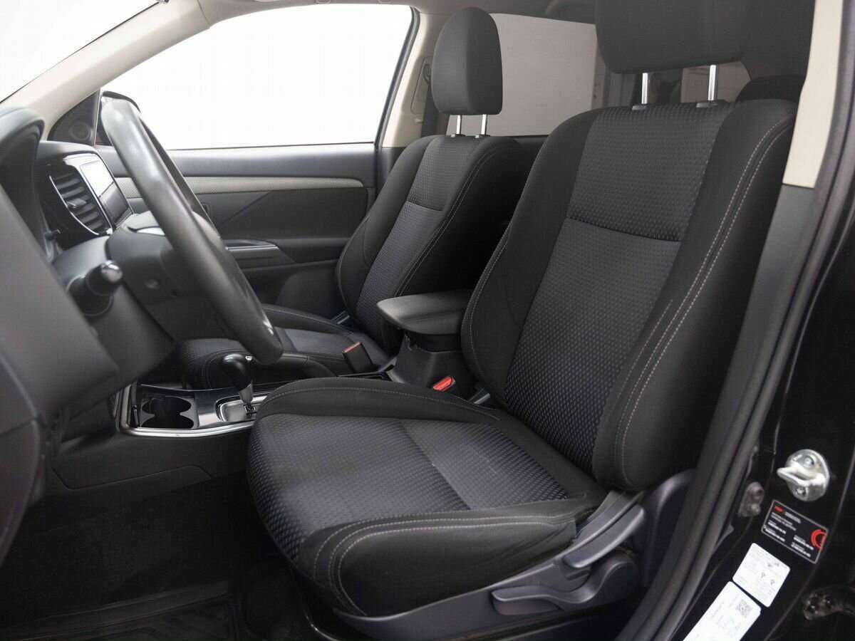 Mitsubishi Outlander б/у, 2018, Вариатор. Фото: #7