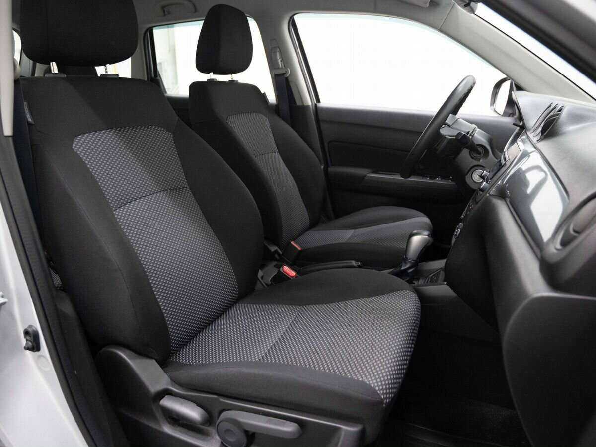 Suzuki Vitara б/у, 2015, Автоматическая. Фото: #9