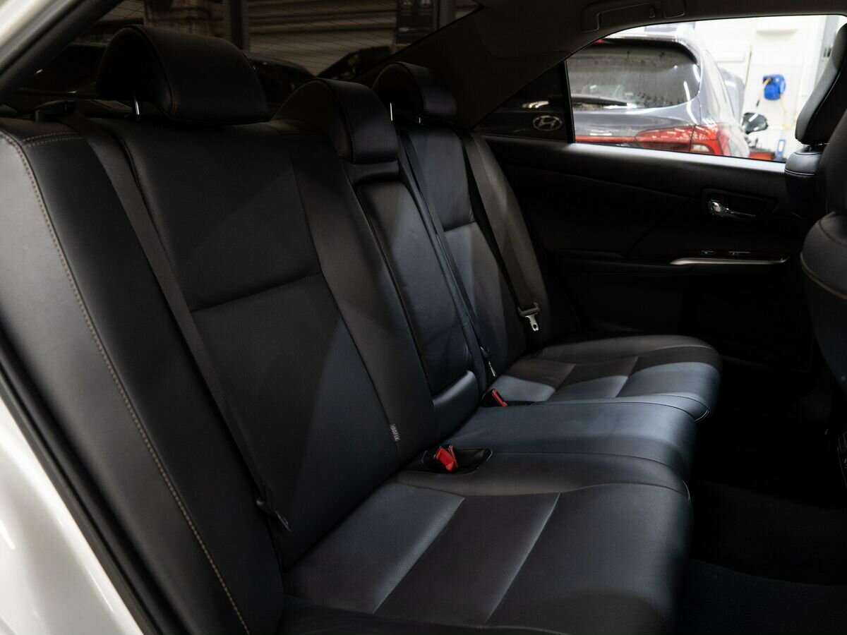 Тойота Камри б/у, 2015, Автоматическая. Фото: #8