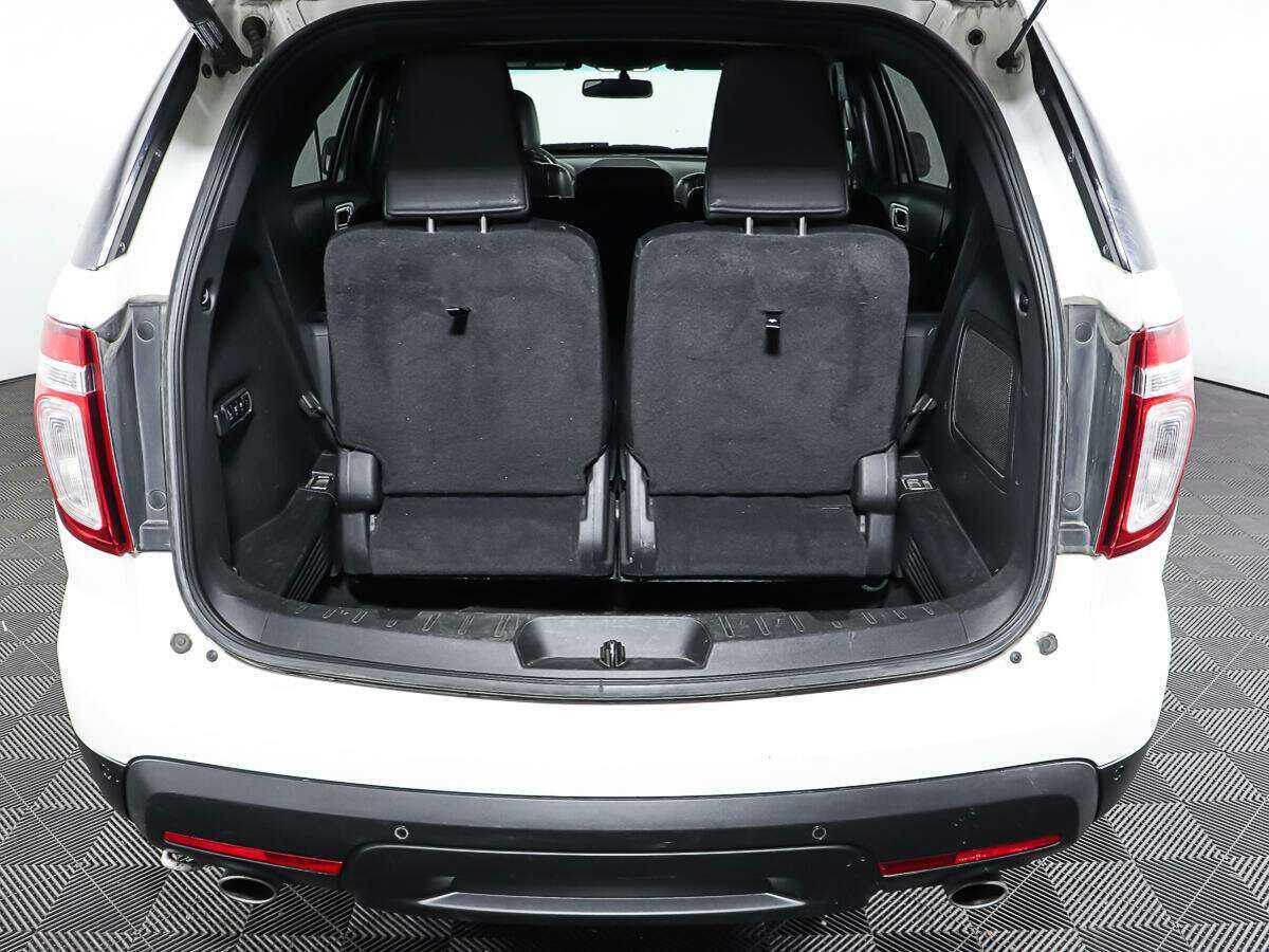 Ford Explorer б/у, 2012, Автоматическая. Фото: #9